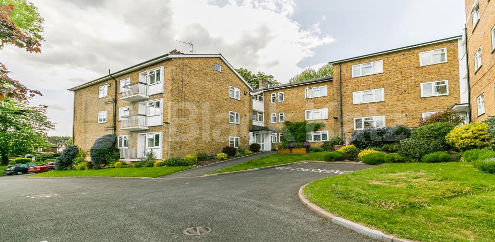 			1 Bedroom, 1 bath, 1 reception Flat			 St Georges Lodge, Muswell Hill, Muswell Hill / Crouch End